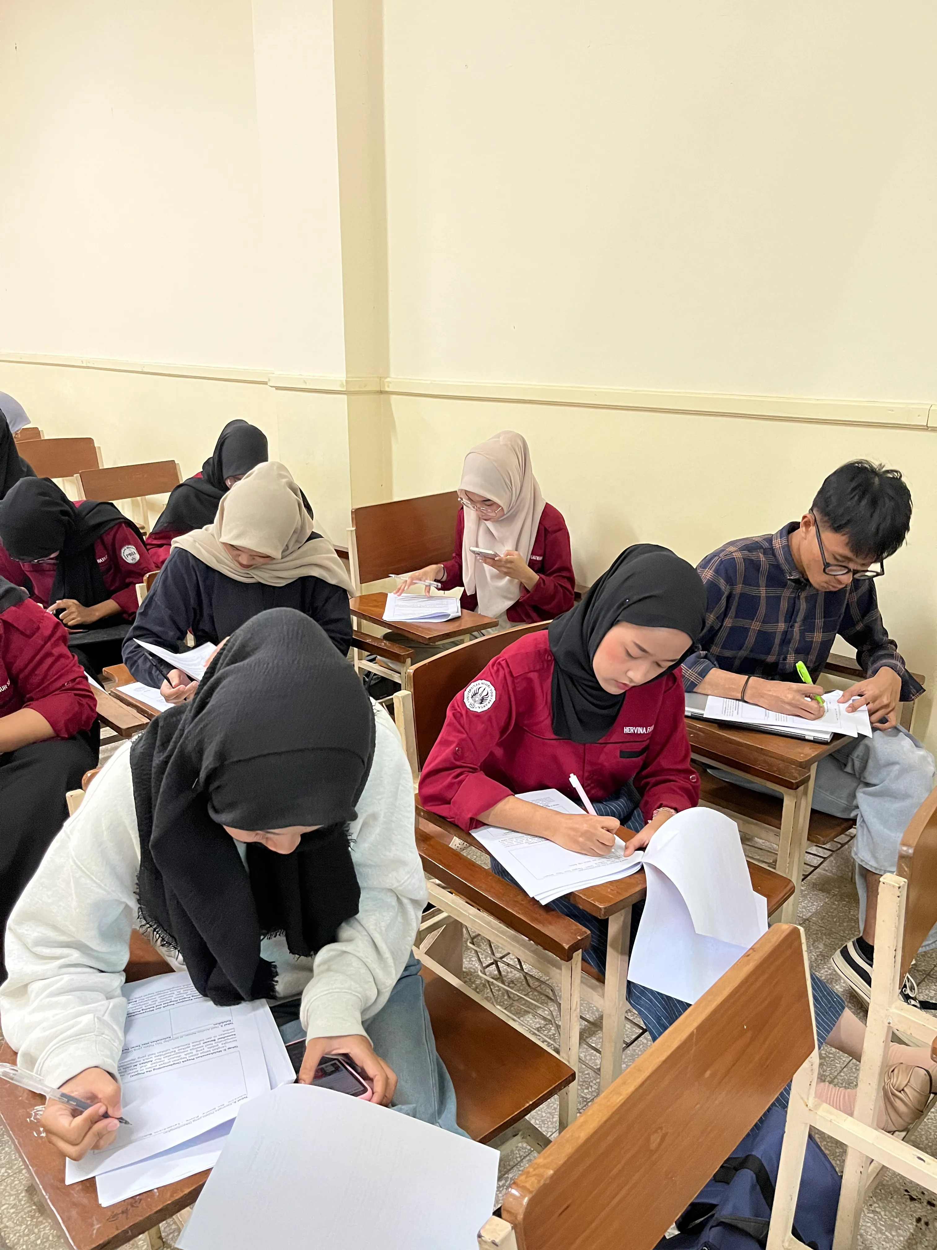 Dokumentasi Kegiatan 9 Dokumentasi Kegiatan 9